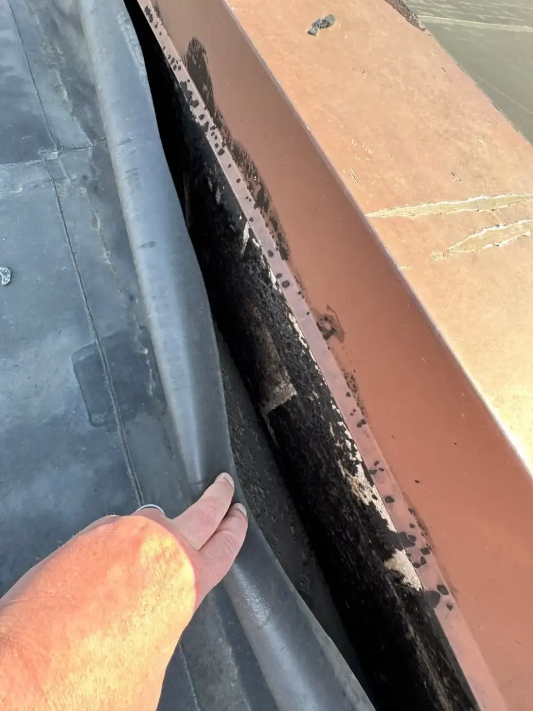 Manufacturer-certified roof installation in Spencer